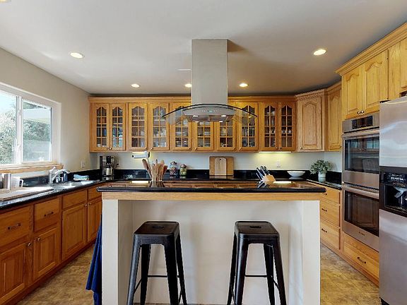 3rd image of 1310 Curtner Ave