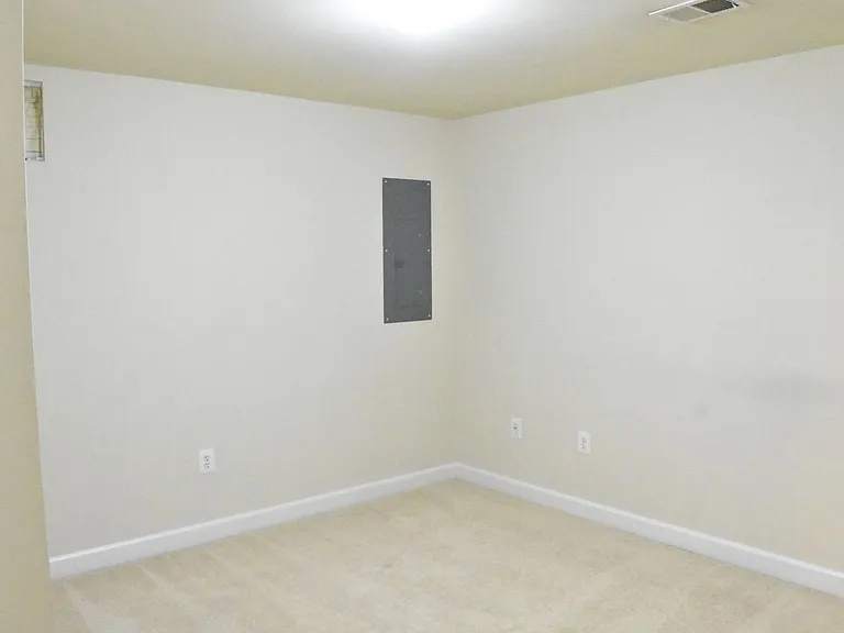 1310 Walker Dr — Photo 45