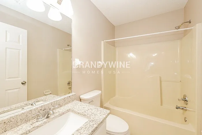8077 Sandywood Ln — Photo 17
