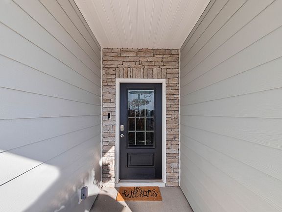5th image of 1093 Wisteria Dr