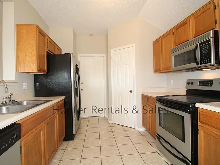 3203 Dorothy Jane Dr — Photo 9