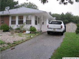 55 Niagara Dr, Toms River, NJ