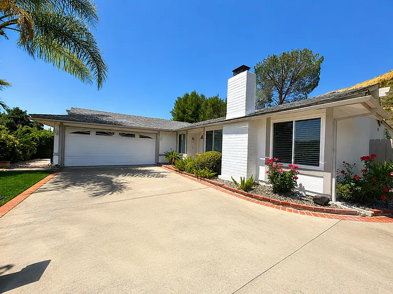 28189 Oaklar Dr — Photo 10