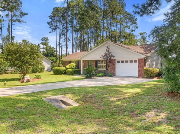 37 Fox Run Cir, Crawfordville, FL 32327