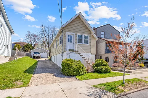 632 Chase Ave #1 Photo 1