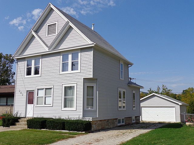 1st image of 323 Woodlawn Ave