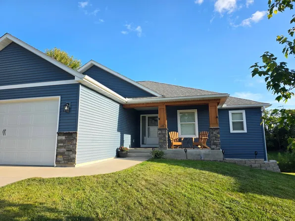 988 Vine St, Jordan, MN 55352