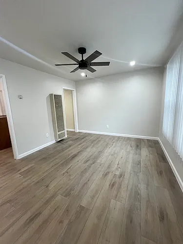 923 Linden Ave #21 Photo 1