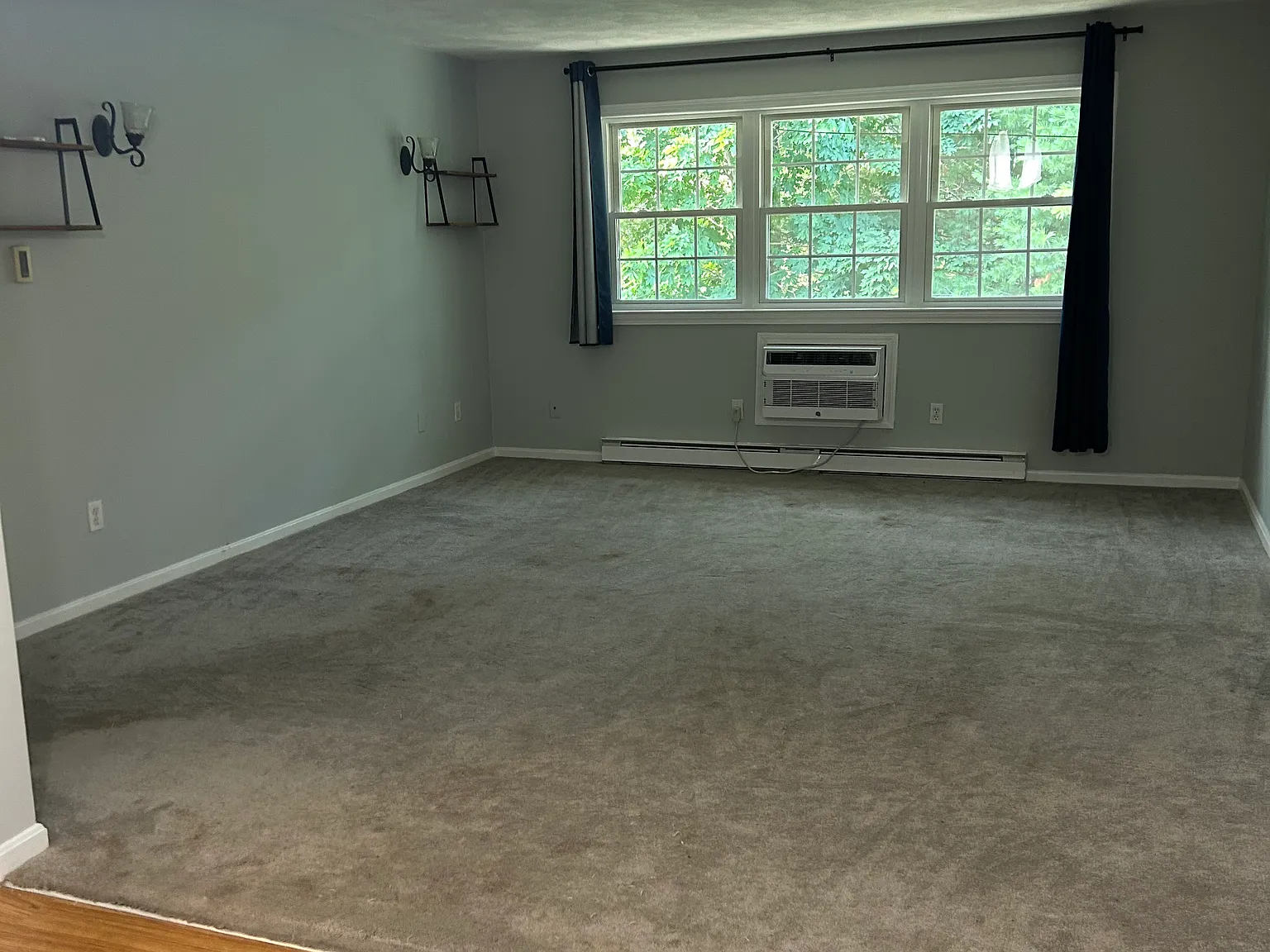 2 bed, 968 sqft, $2,600 — Photo 3