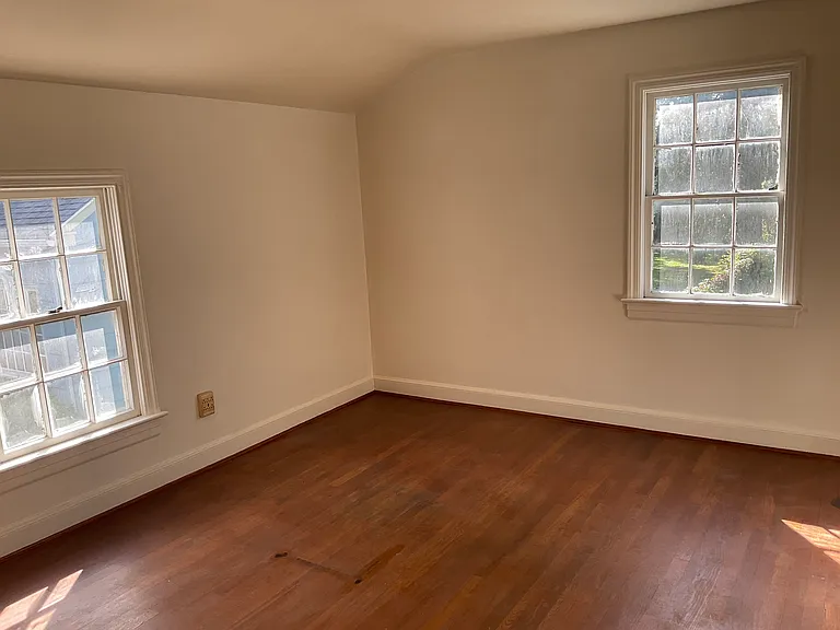 420 N Cayuga St — Photo 8