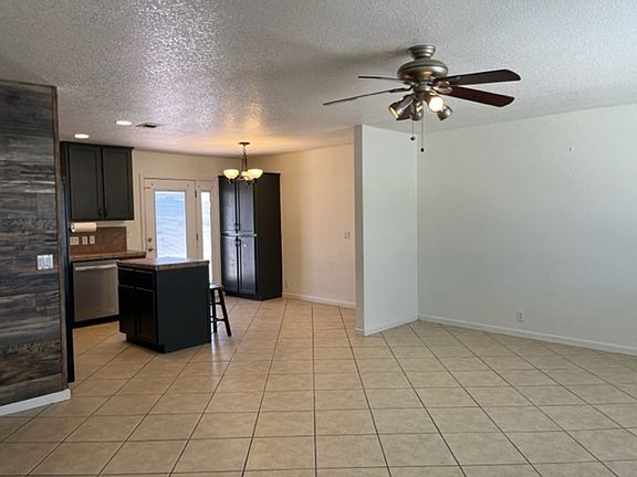 3rd image of 2400 Tigertail Dr
