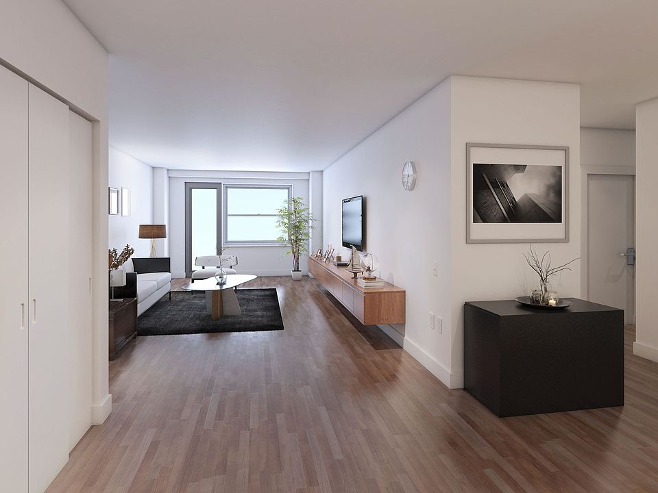 1st image of 10420 Queens Blvd APT 7C
