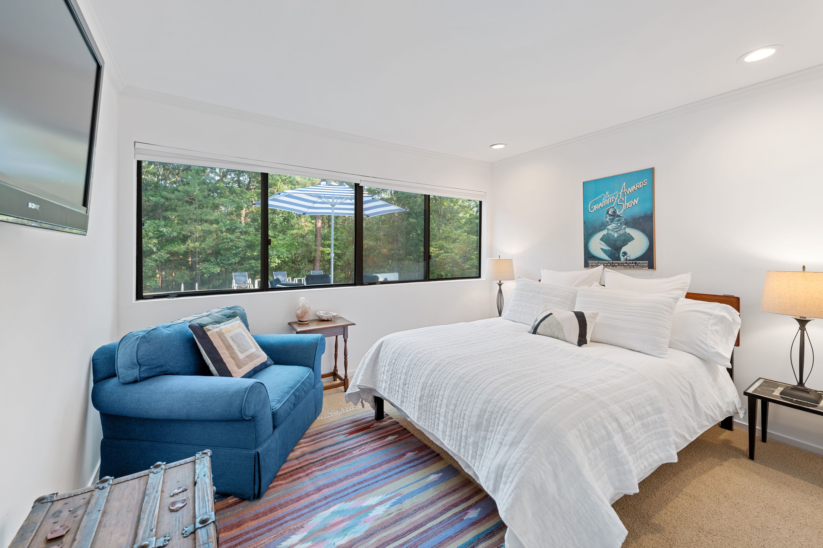 29 South Breeze Dr, Wainscott, NY 11937 Out East