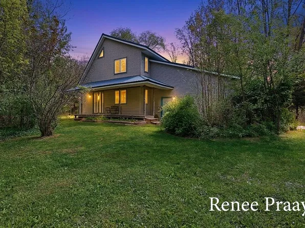 2950 Todd Rd, Whitehall, MI 49461