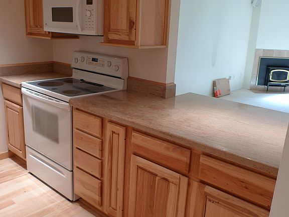 2nd image of 9302 Redmond Woodinville Rd NE APT A107