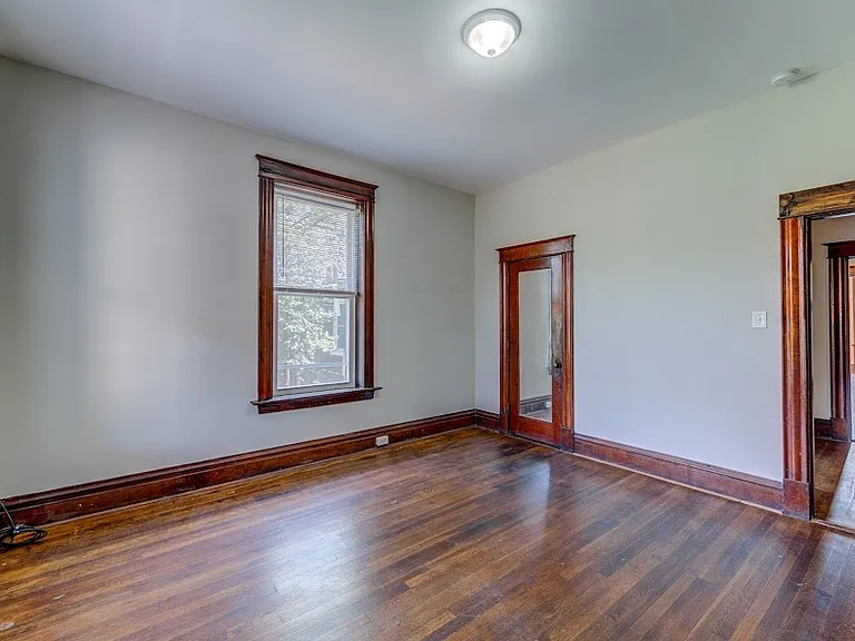 5779 Pershing Ave — Photo 31