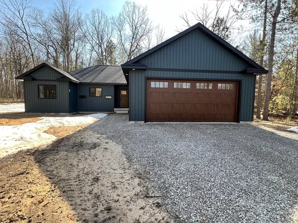 108 Rolling Oak Ln, Roscommon, MI 48653