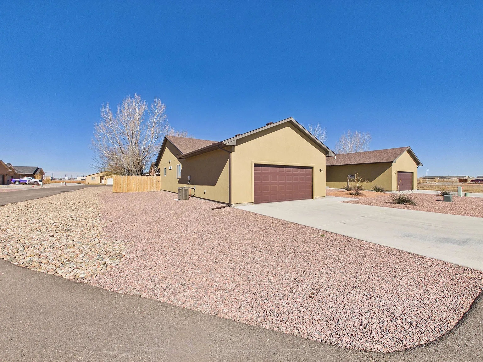 3 bed, 2.0 bath, 1468 sqft, $2,250 — Photo 2