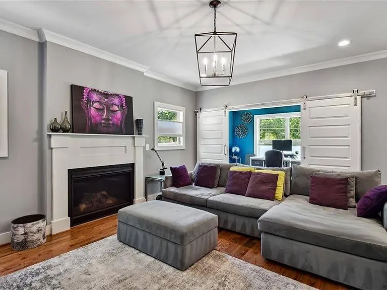 1237 Milton Ter SE — Photo 9