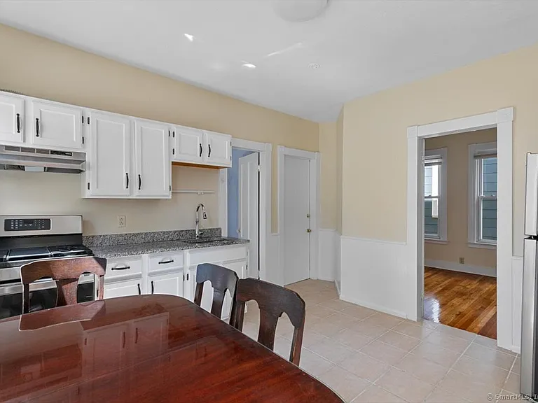 56 Mansfield St #1 — Photo 5