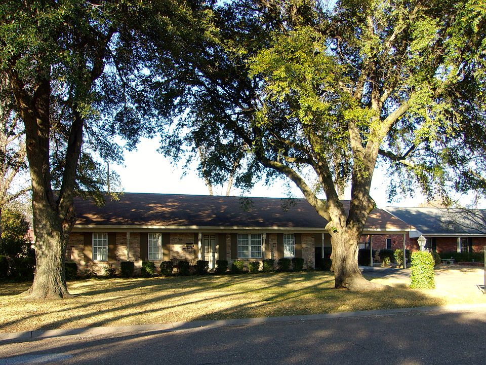 1st image of 223 Rose Street