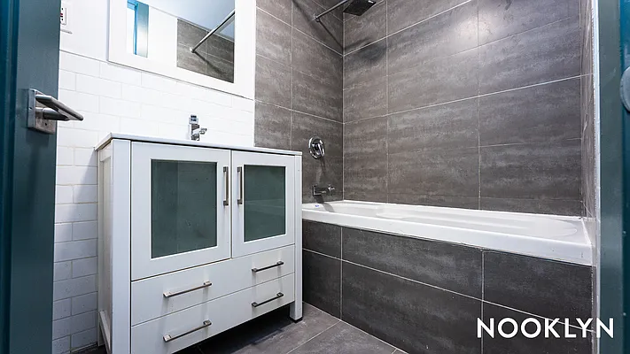 Rented by Nooklyn NYC LLC | media 36