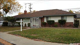 1st image of 212 E Banbury Dr