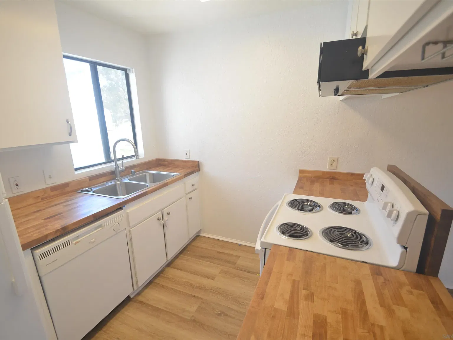 1 bed, 1.0 bath, 719 sqft, $2,500 — Photo 3