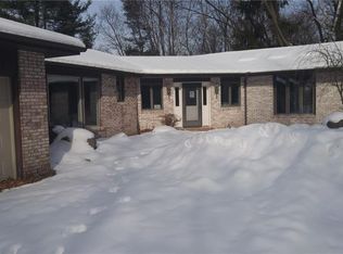 573 Bay Rd, Webster, NY 14580