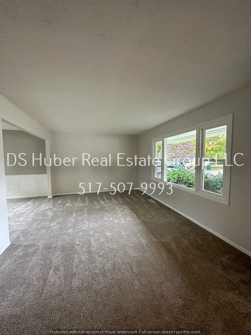 3501 Sandhurst Lansing, MI 48911 — Photo 3