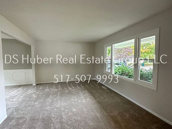 3rd image of 3501 Sandhurst Dr