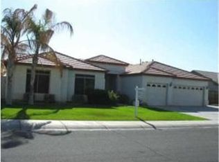 563 S Roanoke St, Gilbert, AZ 85296