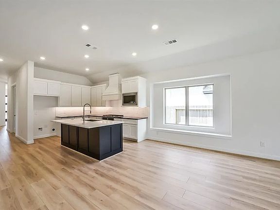 Homesite 2206 kitchen dining