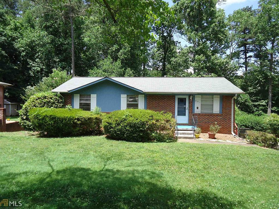 1st image of 691 San Fernando Dr SE