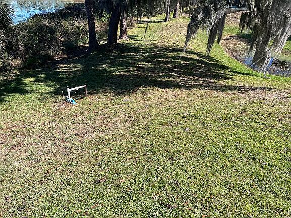 4th image of 218 Blue Heron Ct