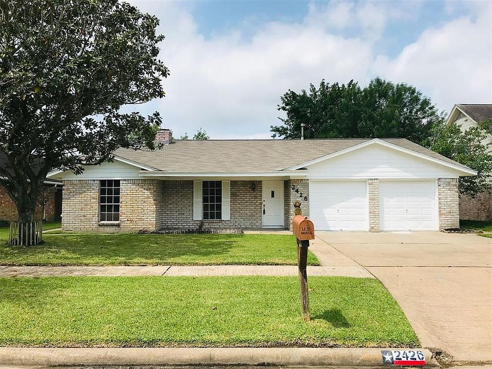2nd image of 2426 Tyler Ln
