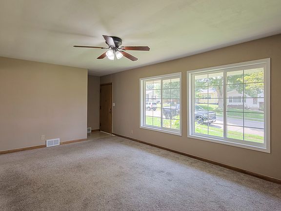 3rd image of 2509 Kelling St