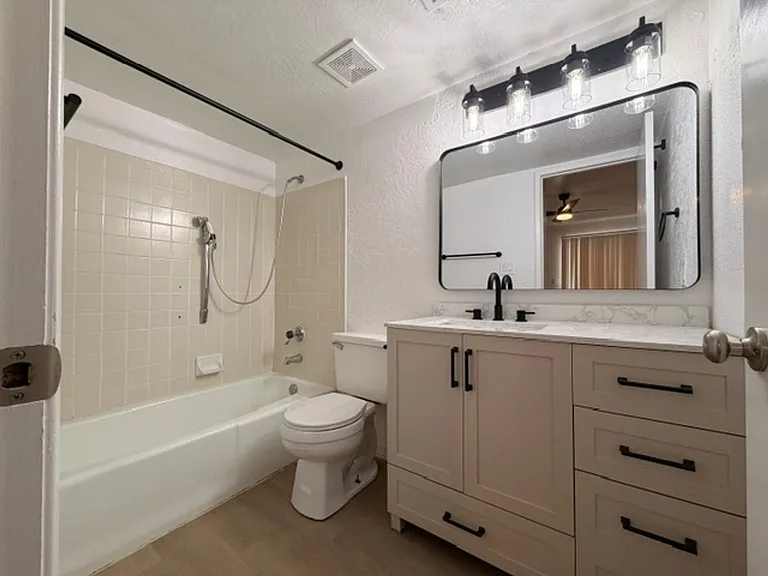 3002 N 70th St #111 — Photo 12