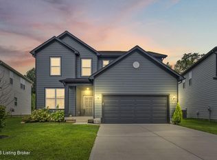 4625 Golden Eagle Dr, Louisville, KY 40245
