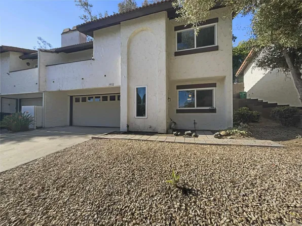 1952 Panay Ct, San Diego, CA 92105