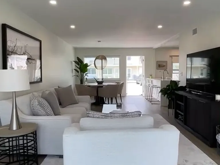 1550 Gulf Shore Blvd N #E5 — Photo 10