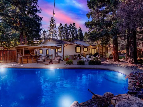 113 Hillsdale Court, Vacaville, CA 95688