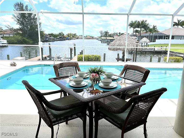 4701 Sands Blvd — Photo 32