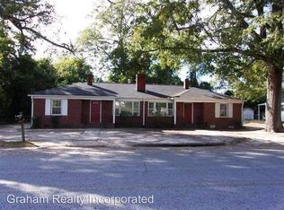 1205B Highland Ave, Camden, SC 29020