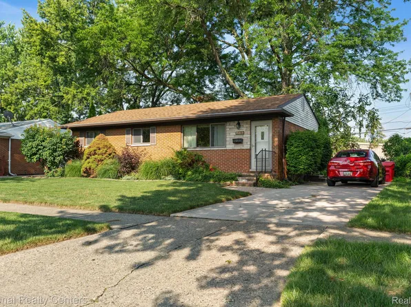 35685 Griswald St, Clinton Township, MI 48035