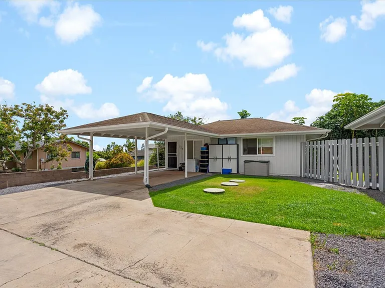222 Hiolani St — Photo 1