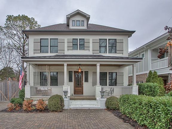 2nd image of 1002B Woodmont Blvd
