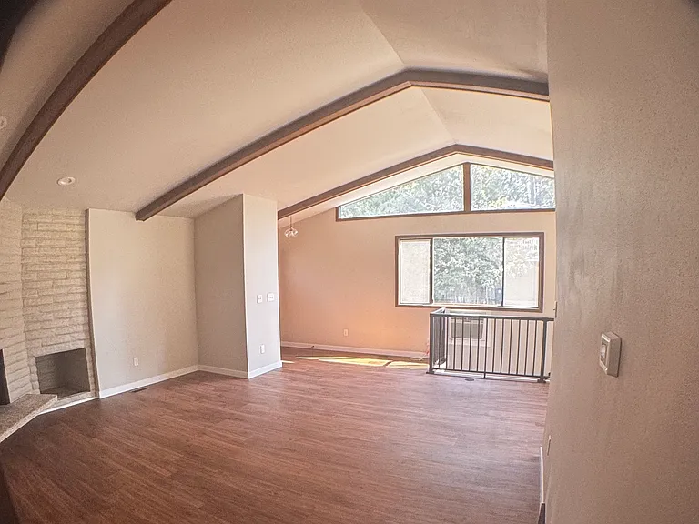 1118 E 14th Ave #1118 — Photo 3