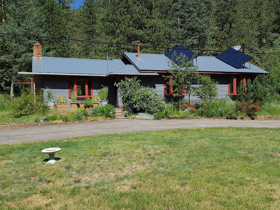 Main Home and Circle Drive