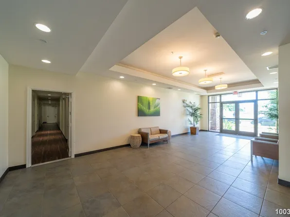 1020 Kakala St APT 821, Kapolei, HI 96707